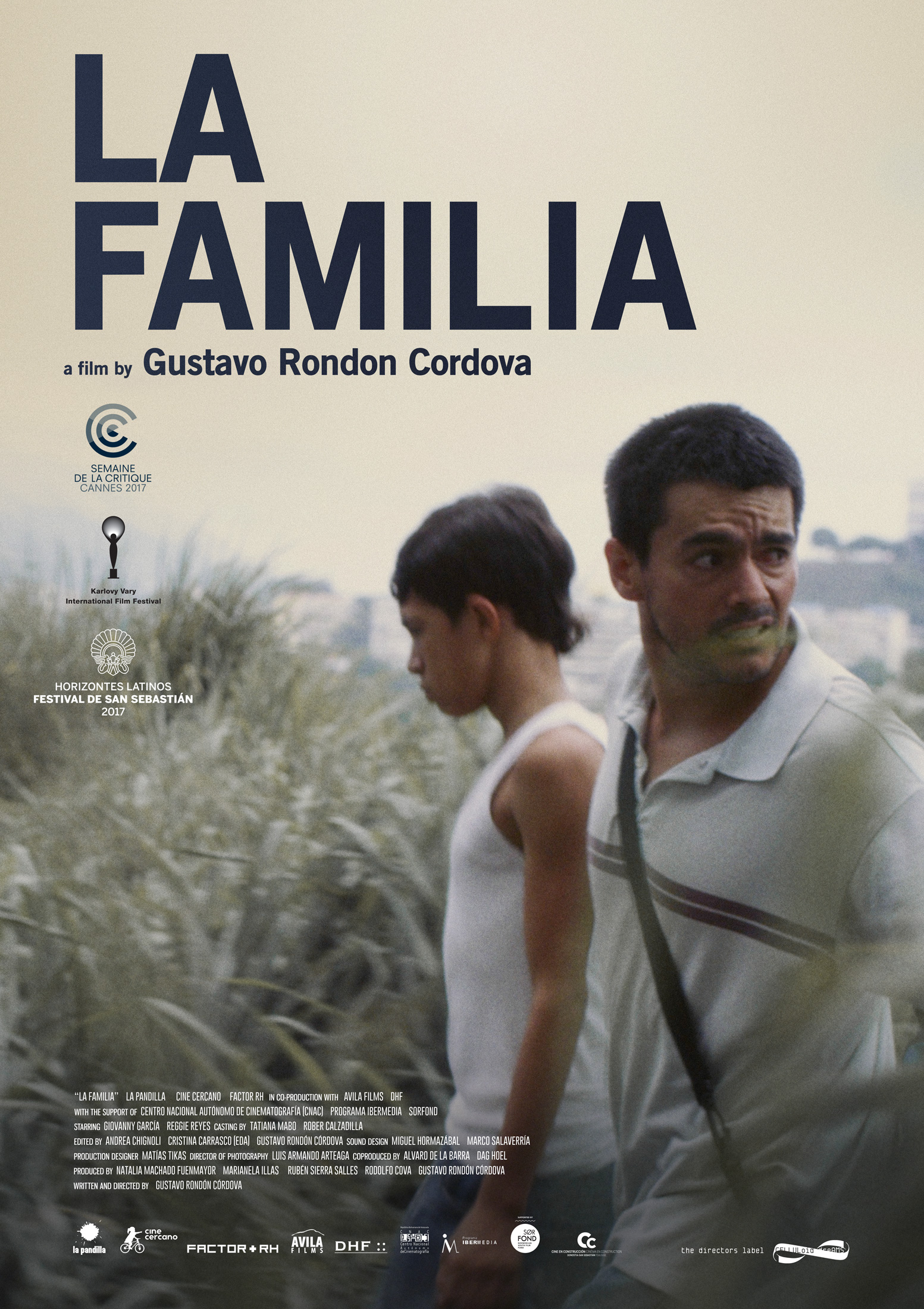 afiche de LA FAMILIA